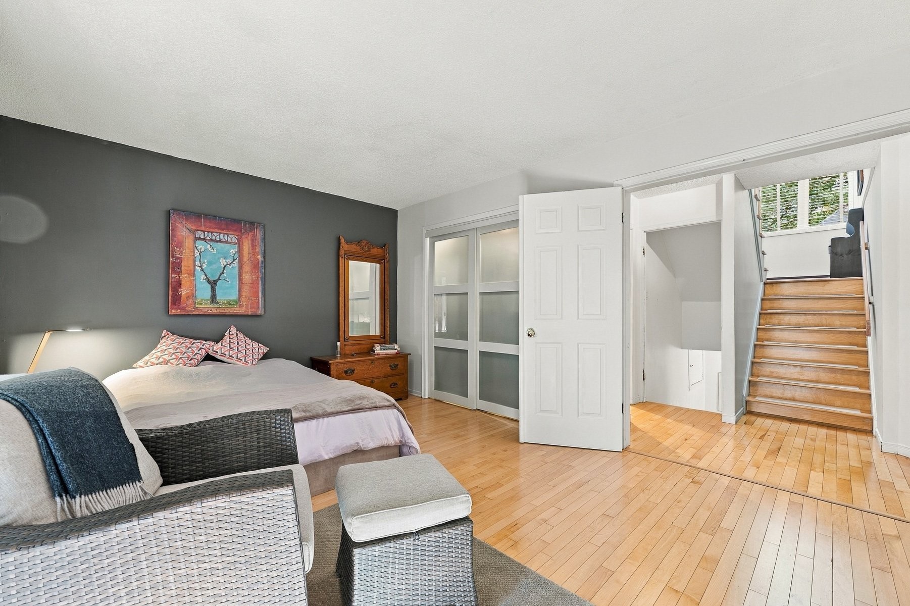 









1397


Rue du Bourg-du-Lac

,
Sainte-Adèle,




QC
J8B3A2

