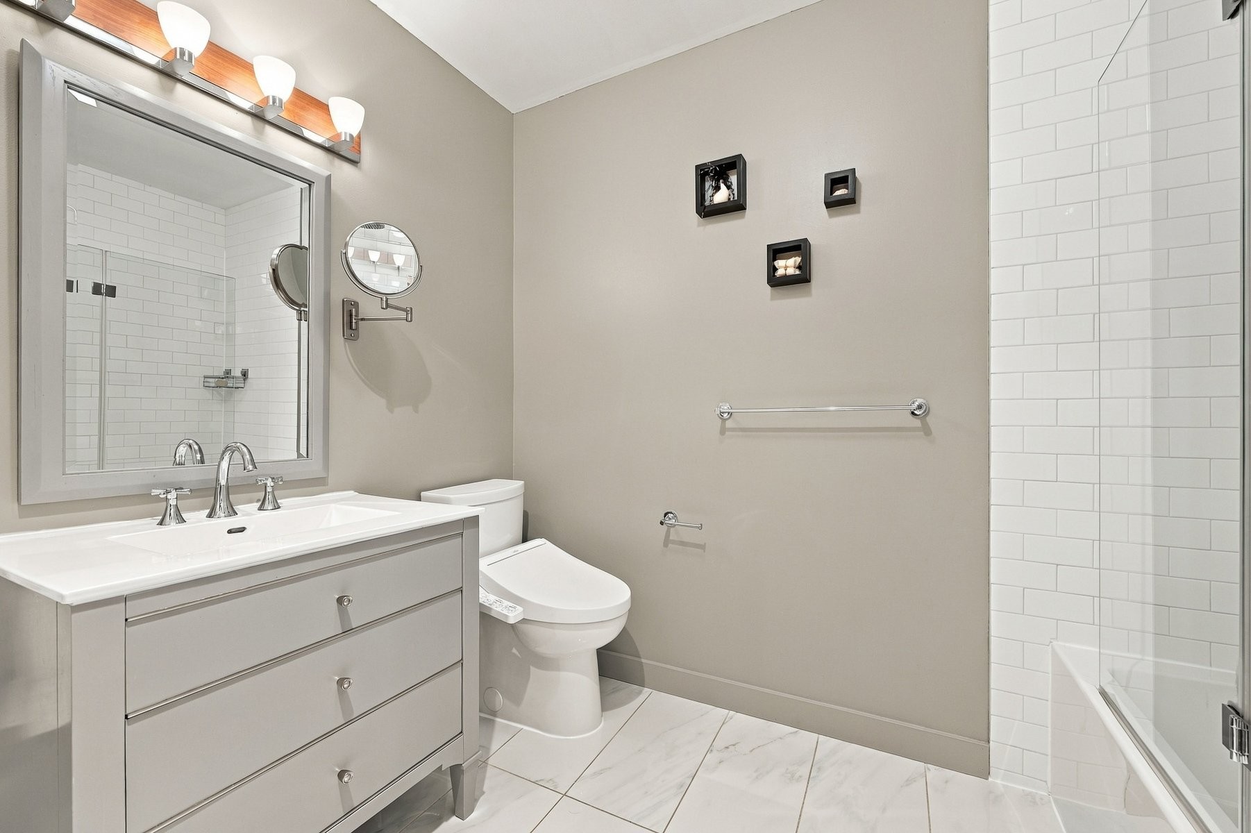 









1397


Rue du Bourg-du-Lac

,
Sainte-Adèle,




QC
J8B3A2

