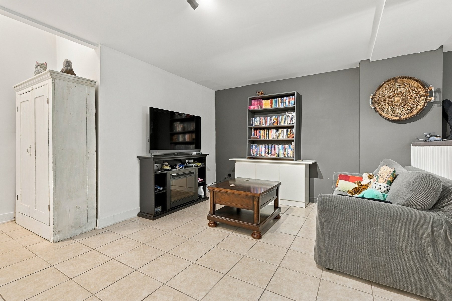 









1397


Rue du Bourg-du-Lac

,
Sainte-Adèle,




QC
J8B3A2

