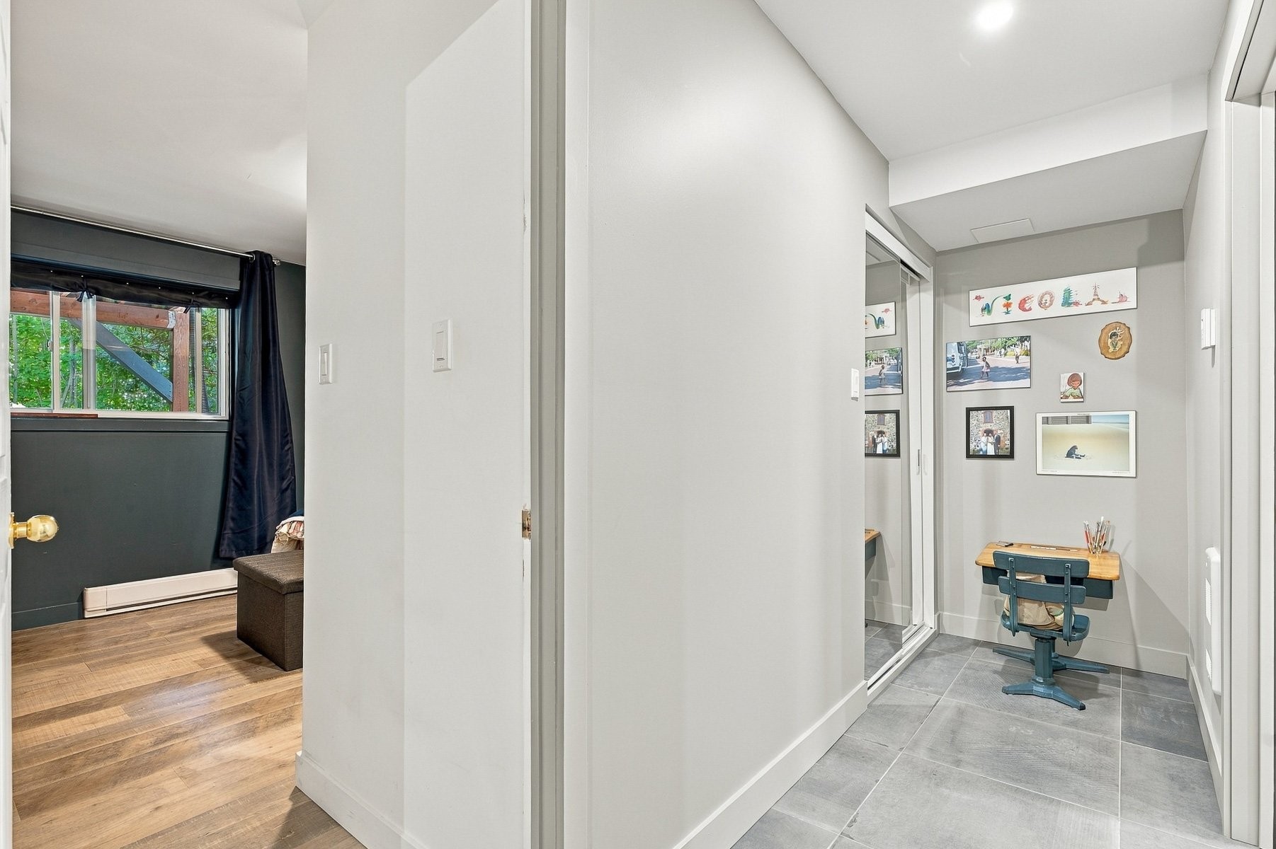 









1397


Rue du Bourg-du-Lac

,
Sainte-Adèle,




QC
J8B3A2


