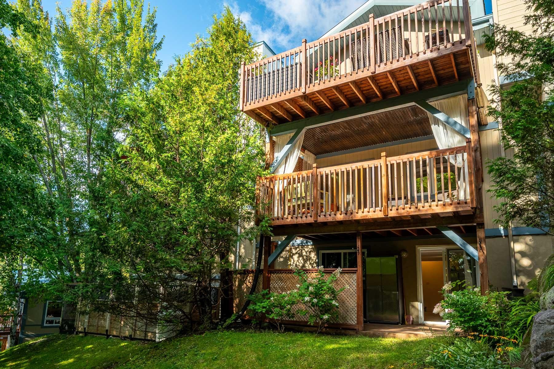 









1397


Rue du Bourg-du-Lac

,
Sainte-Adèle,




QC
J8B3A2

