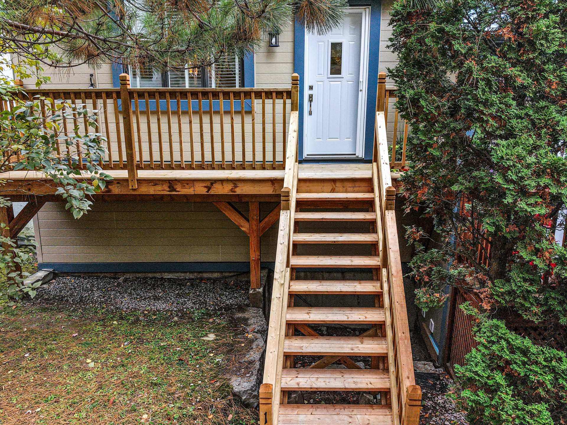 









1397


Rue du Bourg-du-Lac

,
Sainte-Adèle,




QC
J8B3A2

