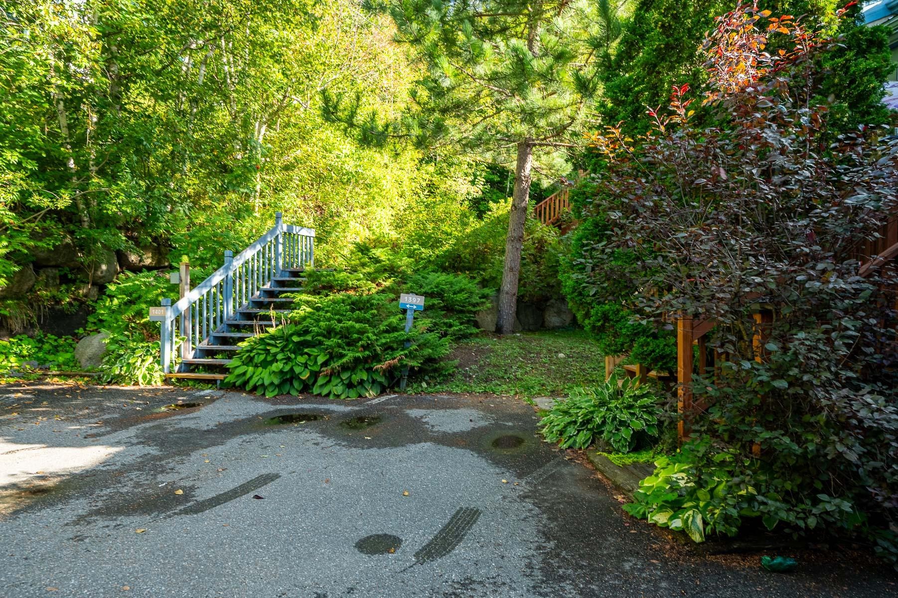 









1397


Rue du Bourg-du-Lac

,
Sainte-Adèle,




QC
J8B3A2

