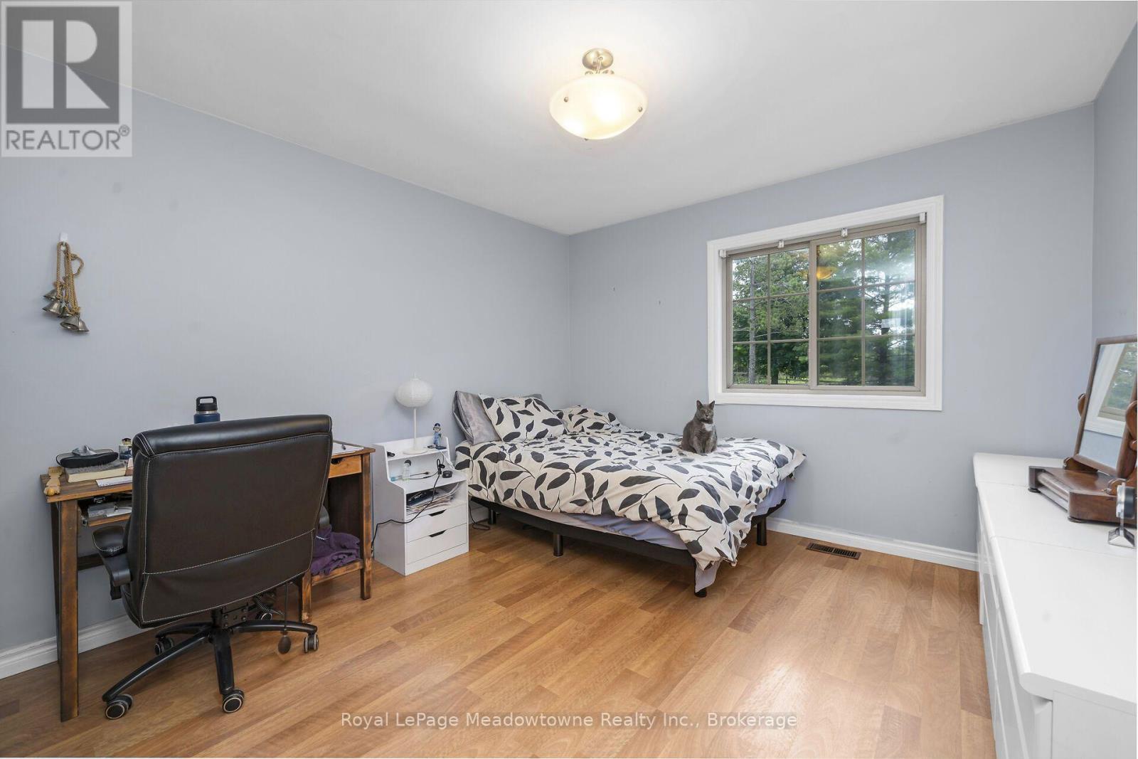 












13306 SIXTH LINE NASSAGAWEYA

,
Milton (NA Rural Nassagaweya),




Ontario
L7J2L7

