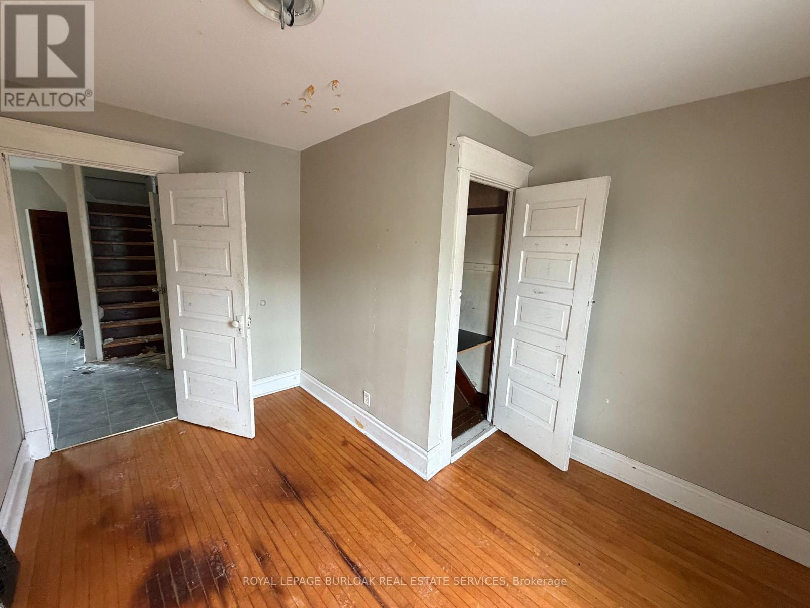 












246 ST. JAMES STREET

,
Sault Ste Marie,




Ontario
P6A1P6


