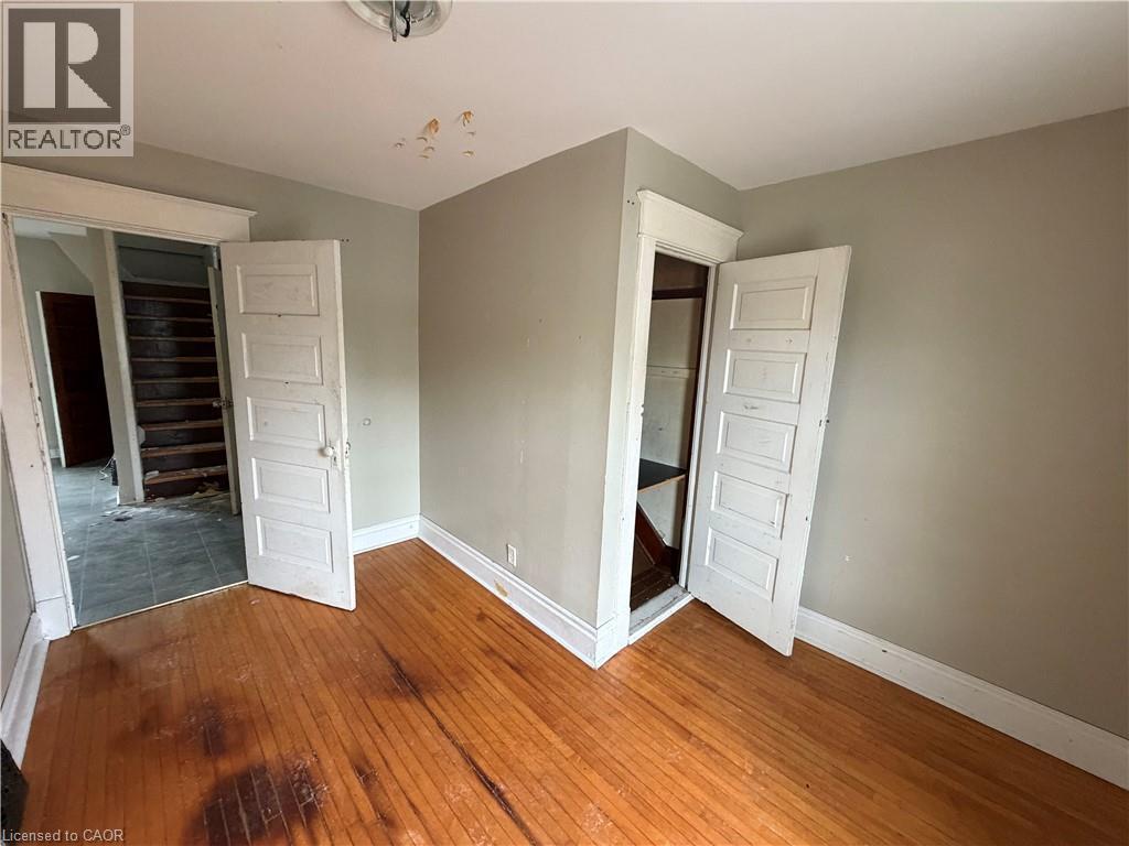 












246 ST JAMES Street

,
Sault Ste. Marie,




Ontario
P6A1P6

