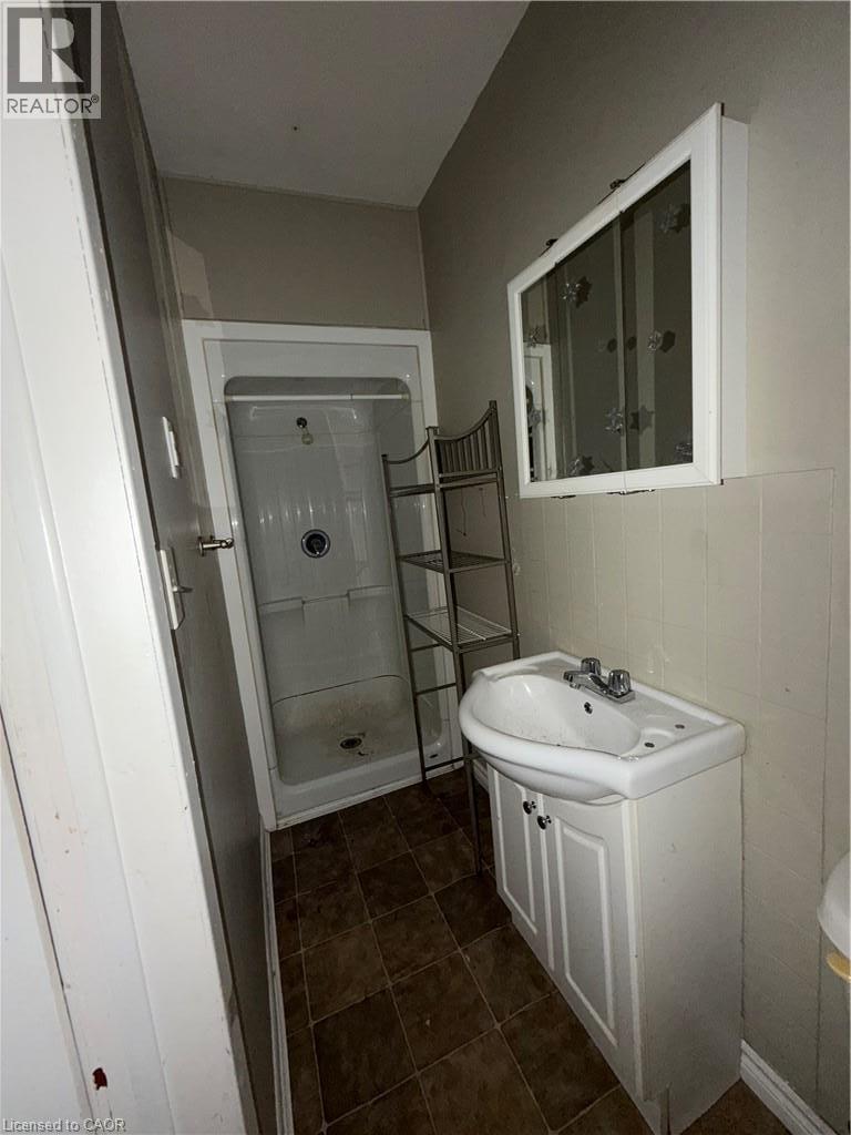 












246 ST JAMES Street

,
Sault Ste. Marie,




Ontario
P6A1P6


