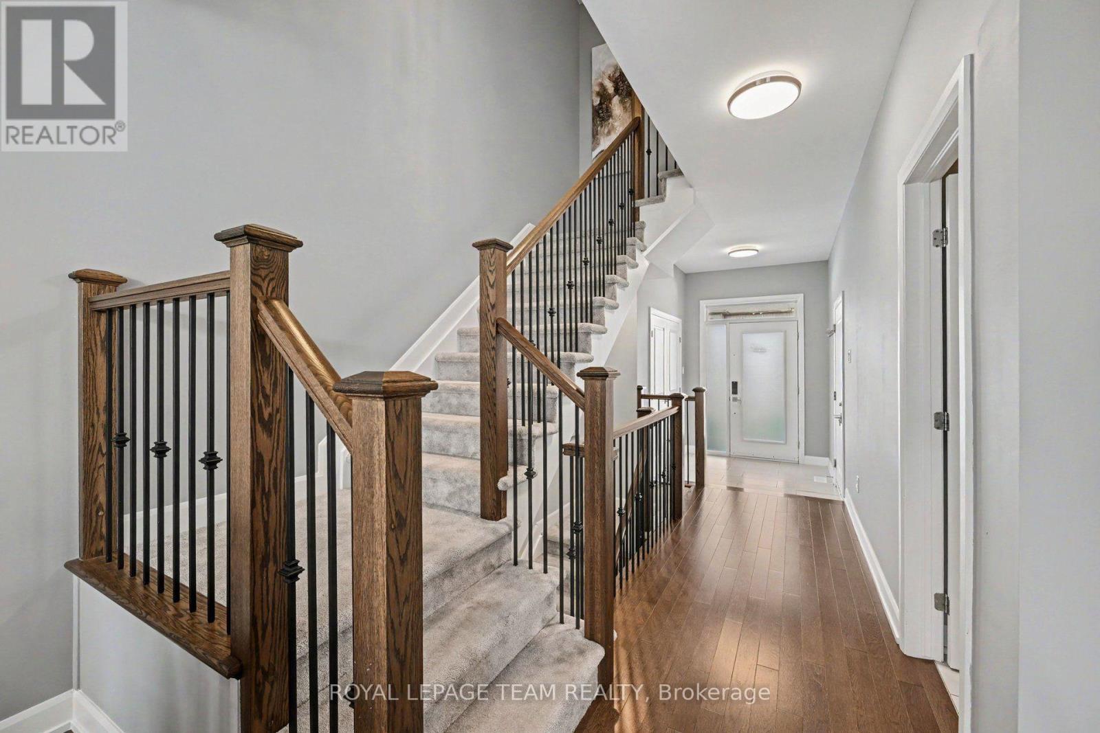 












14 BERRYMAN STREET

,
Carleton Place,




Ontario
K7C0H6

