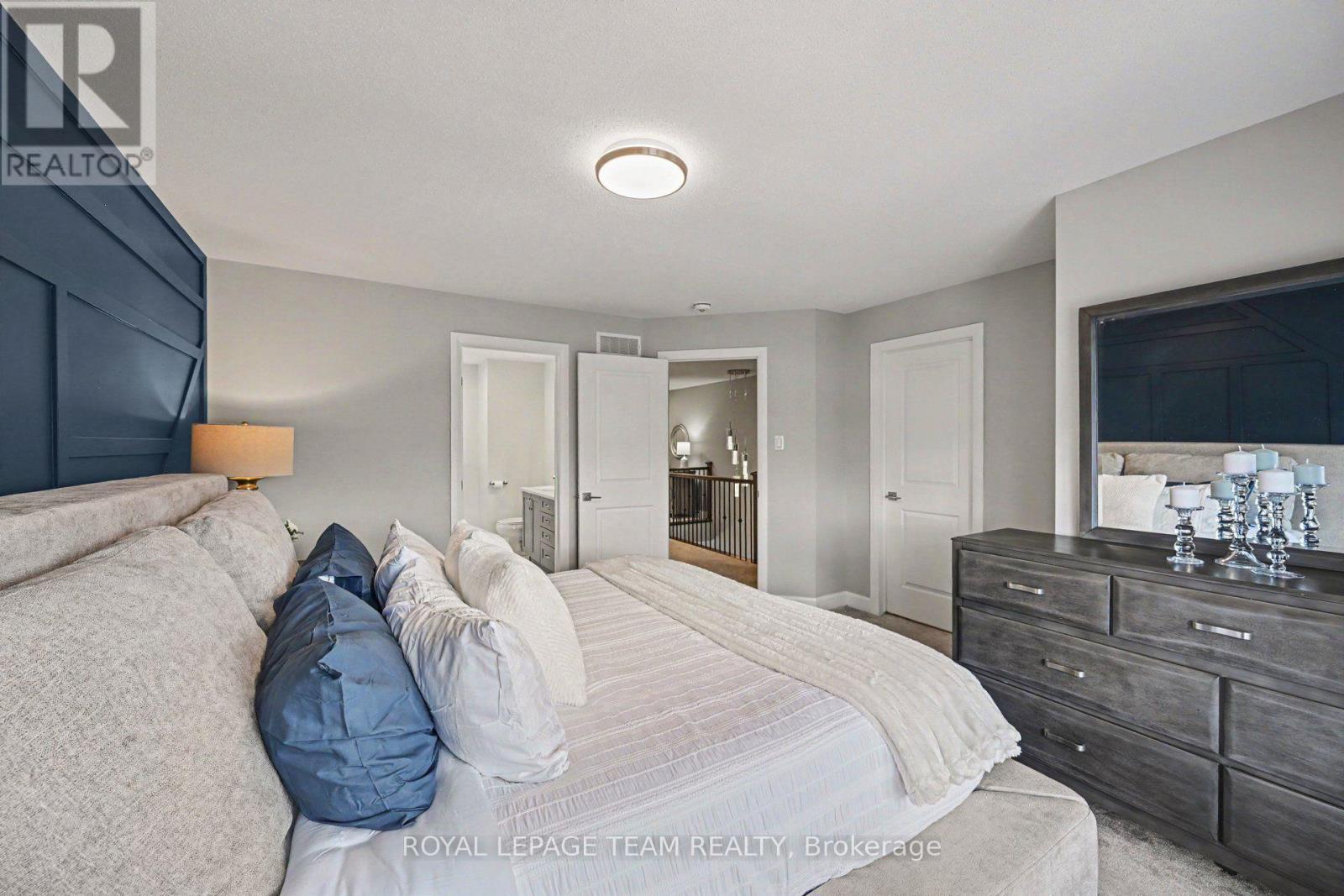 












14 BERRYMAN STREET

,
Carleton Place,




Ontario
K7C0H6

