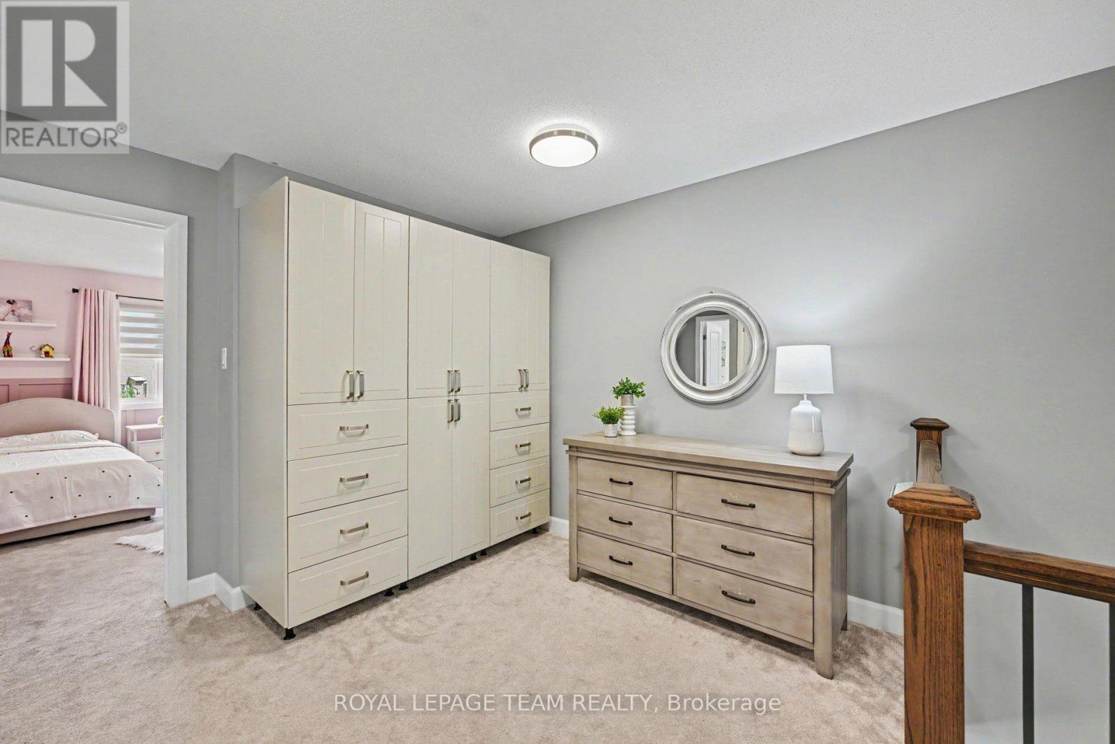 












14 BERRYMAN STREET

,
Carleton Place,




Ontario
K7C0H6

