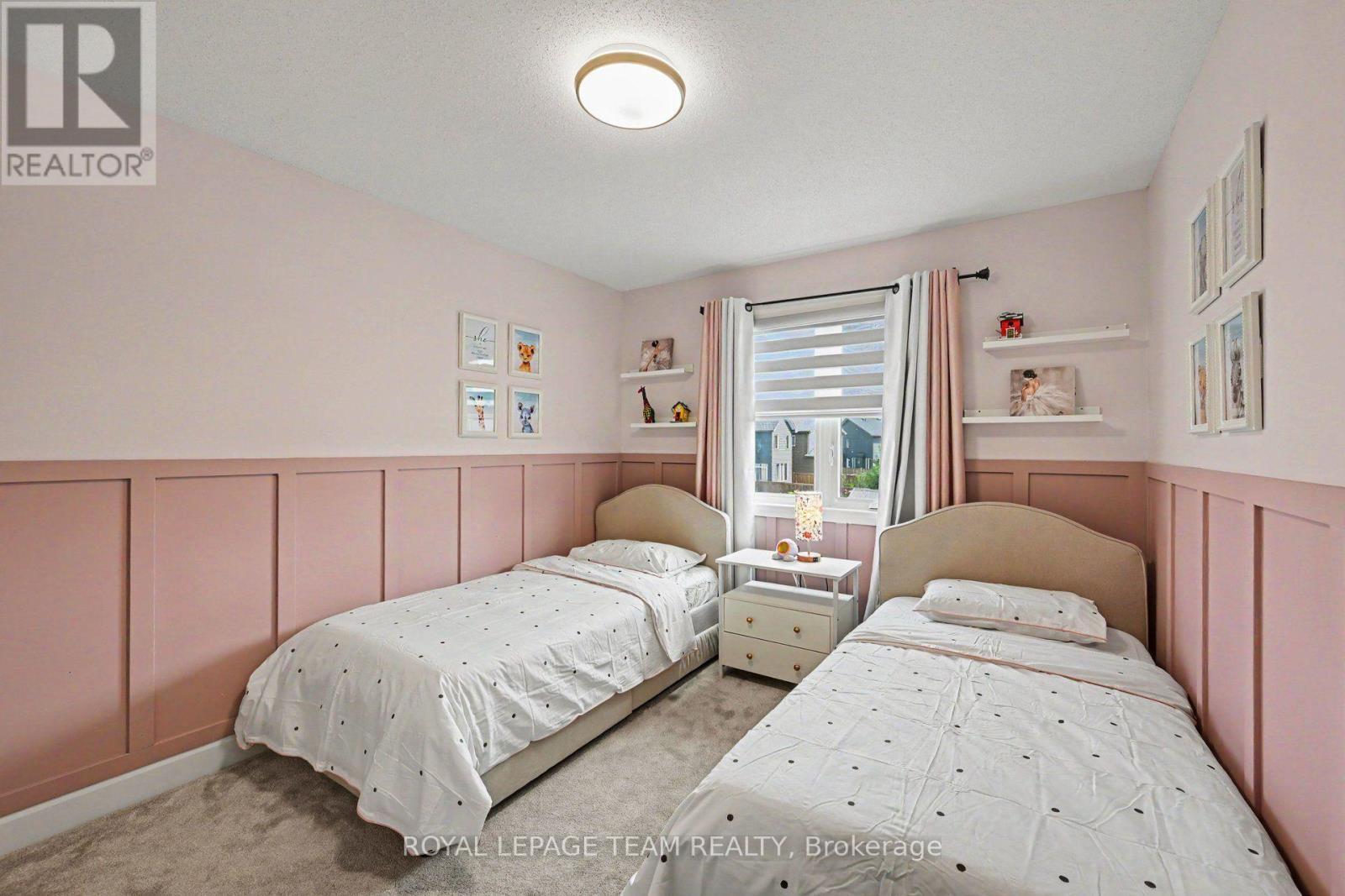 












14 BERRYMAN STREET

,
Carleton Place,




Ontario
K7C0H6

