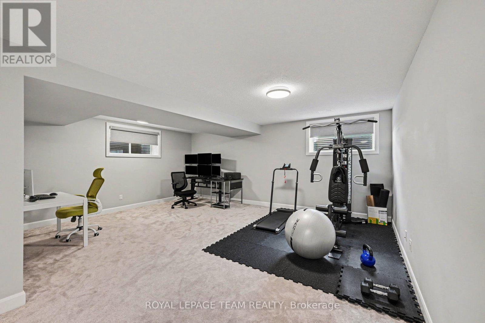 












14 BERRYMAN STREET

,
Carleton Place,




Ontario
K7C0H6

