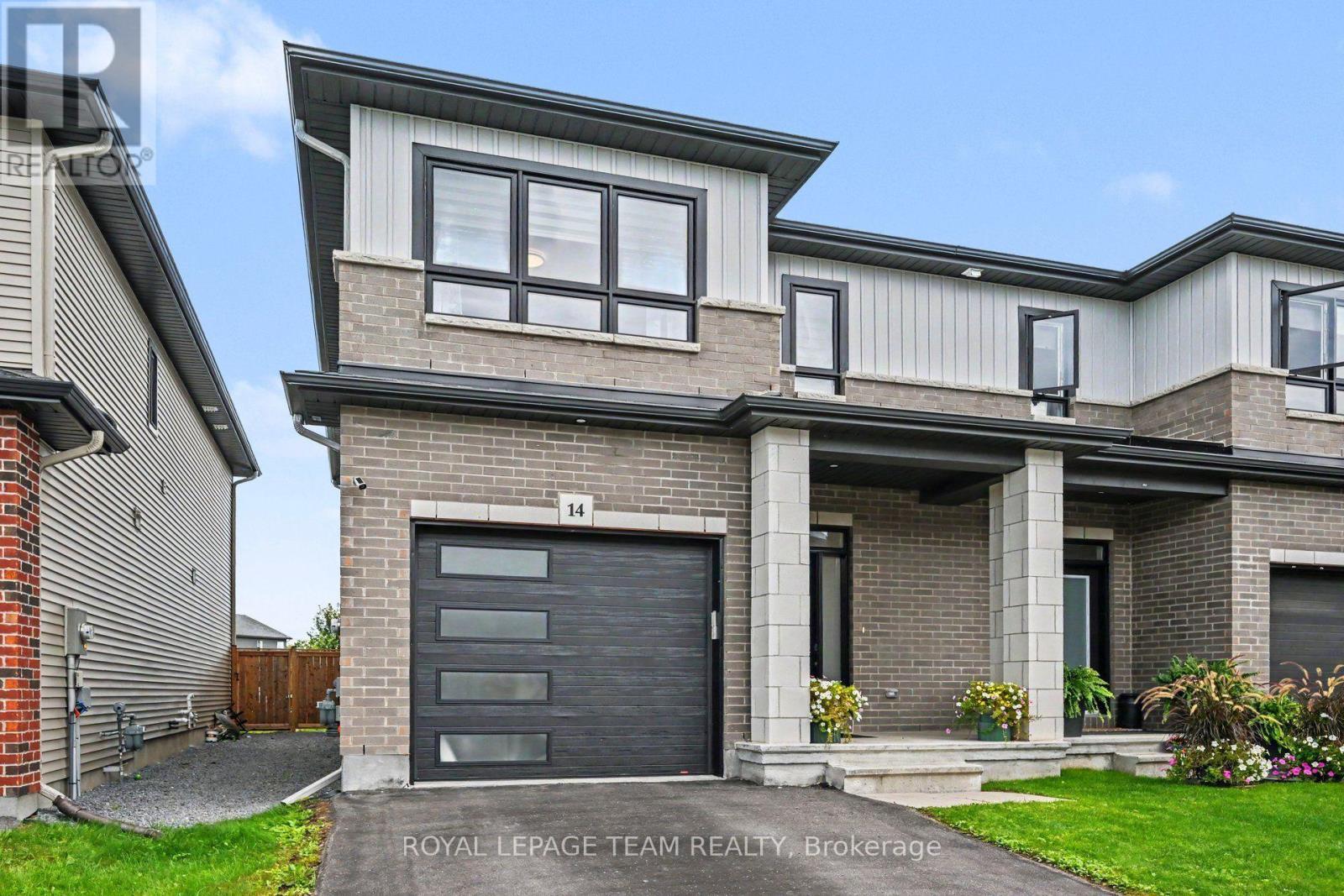 












14 BERRYMAN STREET

,
Carleton Place,




Ontario
K7C0H6

