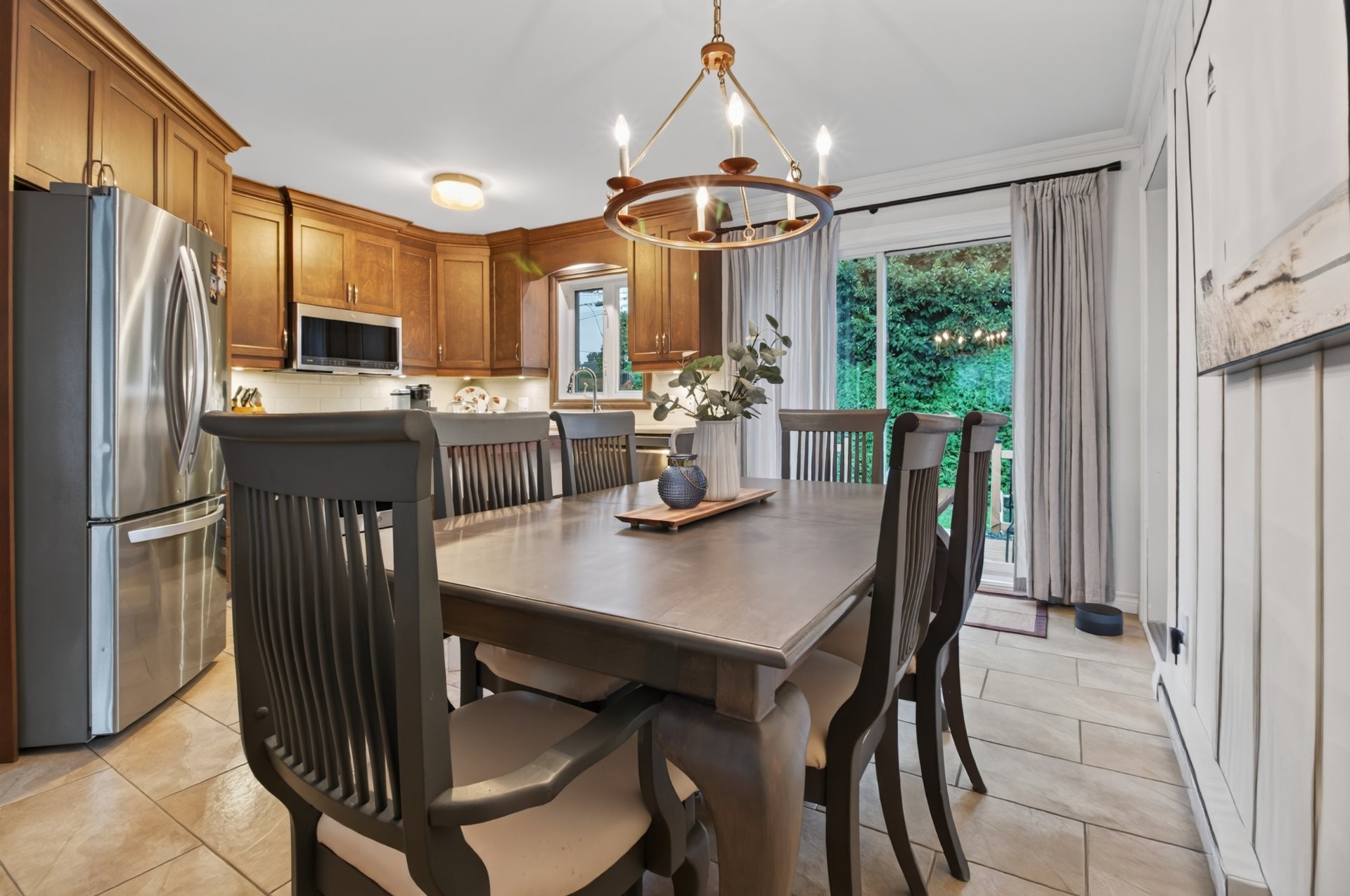 









1152


Rue Frontenac

,
Trois-Rivières,




QC
G8V1R2

