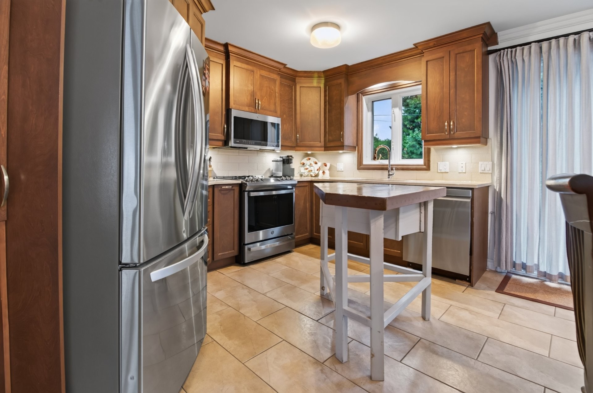 









1152


Rue Frontenac

,
Trois-Rivières,




QC
G8V1R2

