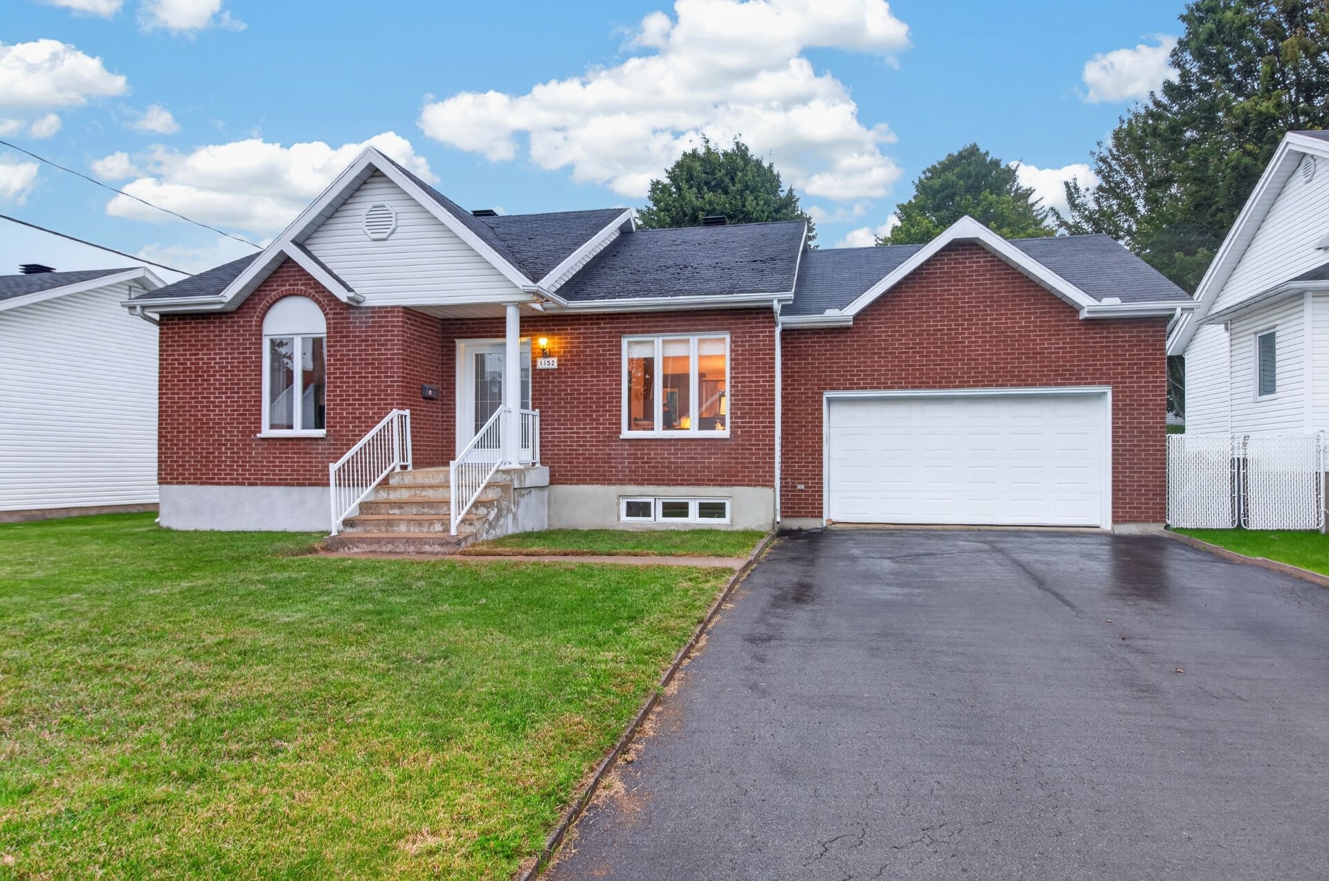 









1152


Rue Frontenac

,
Trois-Rivières,




QC
G8V1R2

