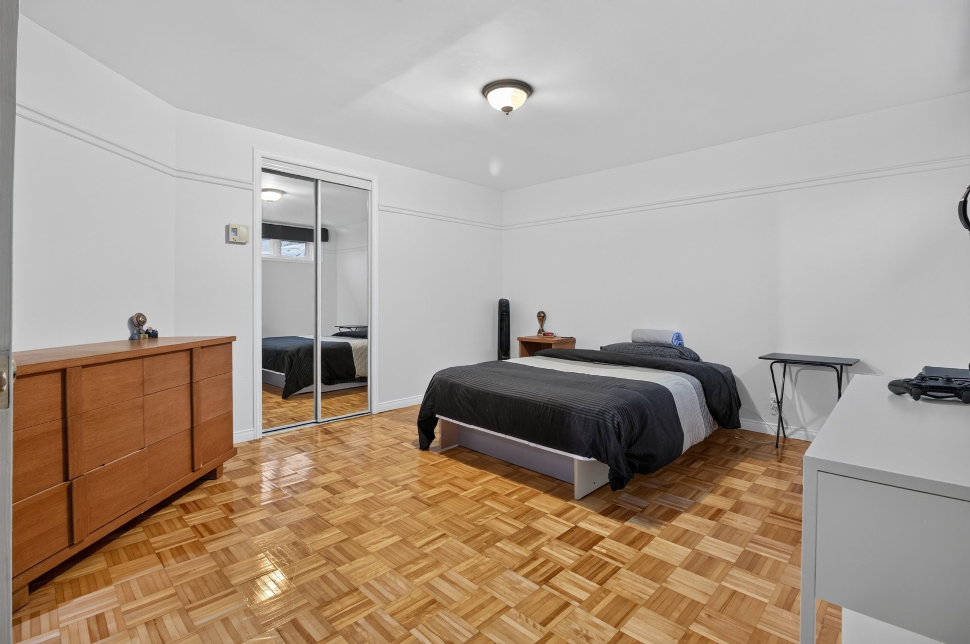 









1152


Rue Frontenac

,
Trois-Rivières,




QC
G8V1R2

