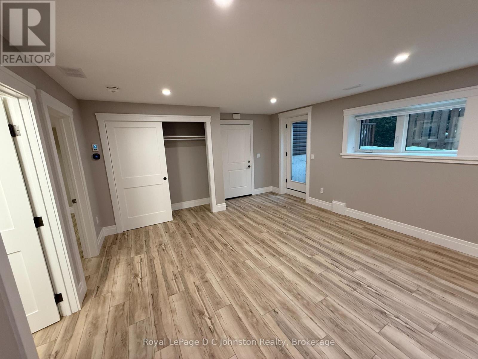 












2 - 365 SPENCE STREET

,
Saugeen Shores,




Ontario
N0H2L0

