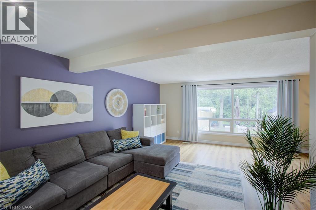 












426A DUNVEGAN Drive

,
Waterloo,




Ontario
N2K2C7

