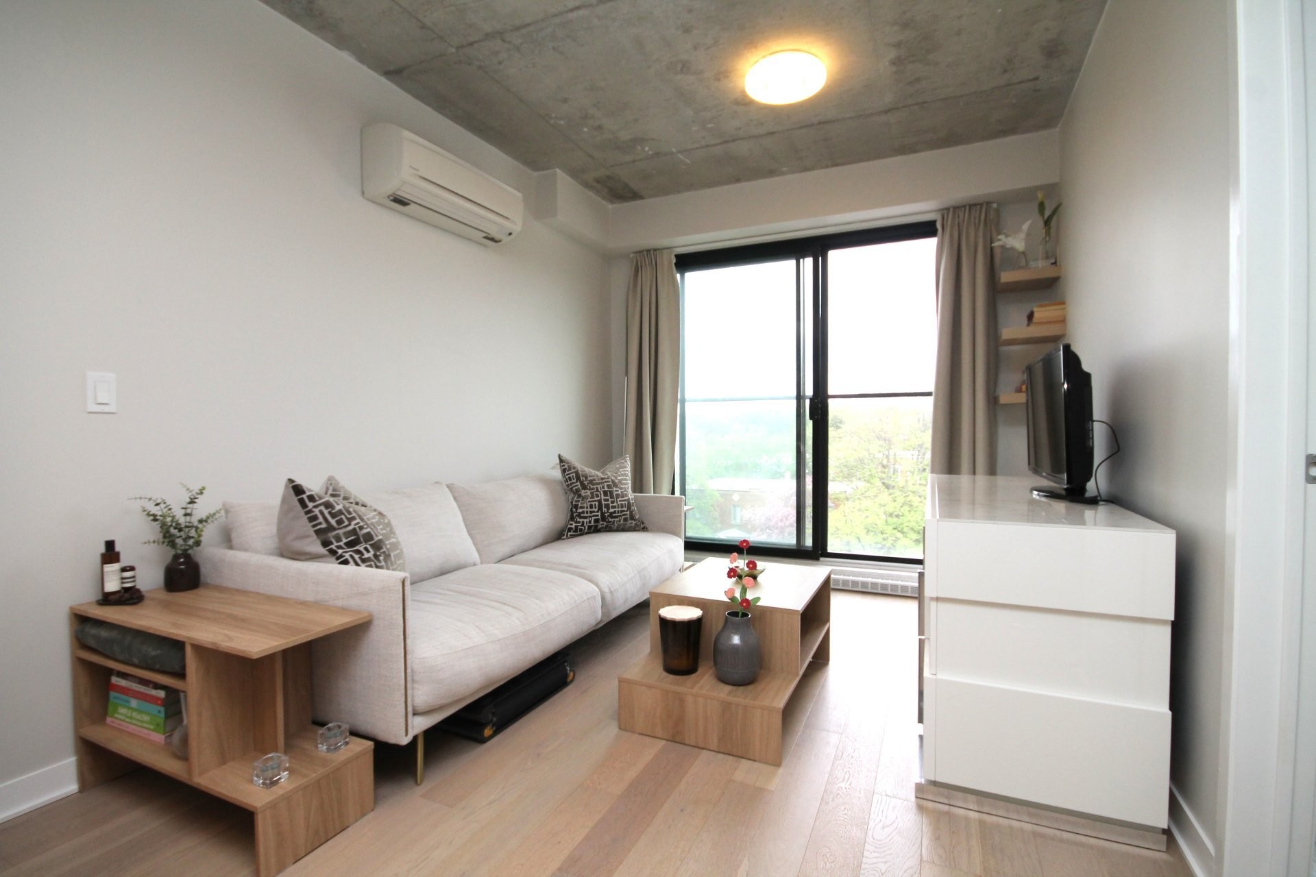 









5227


Boul. Décarie

, 505,
Montréal (Côte-des-Neiges/Notre-Dame-de-Grâce),




QC
H3W3C2

