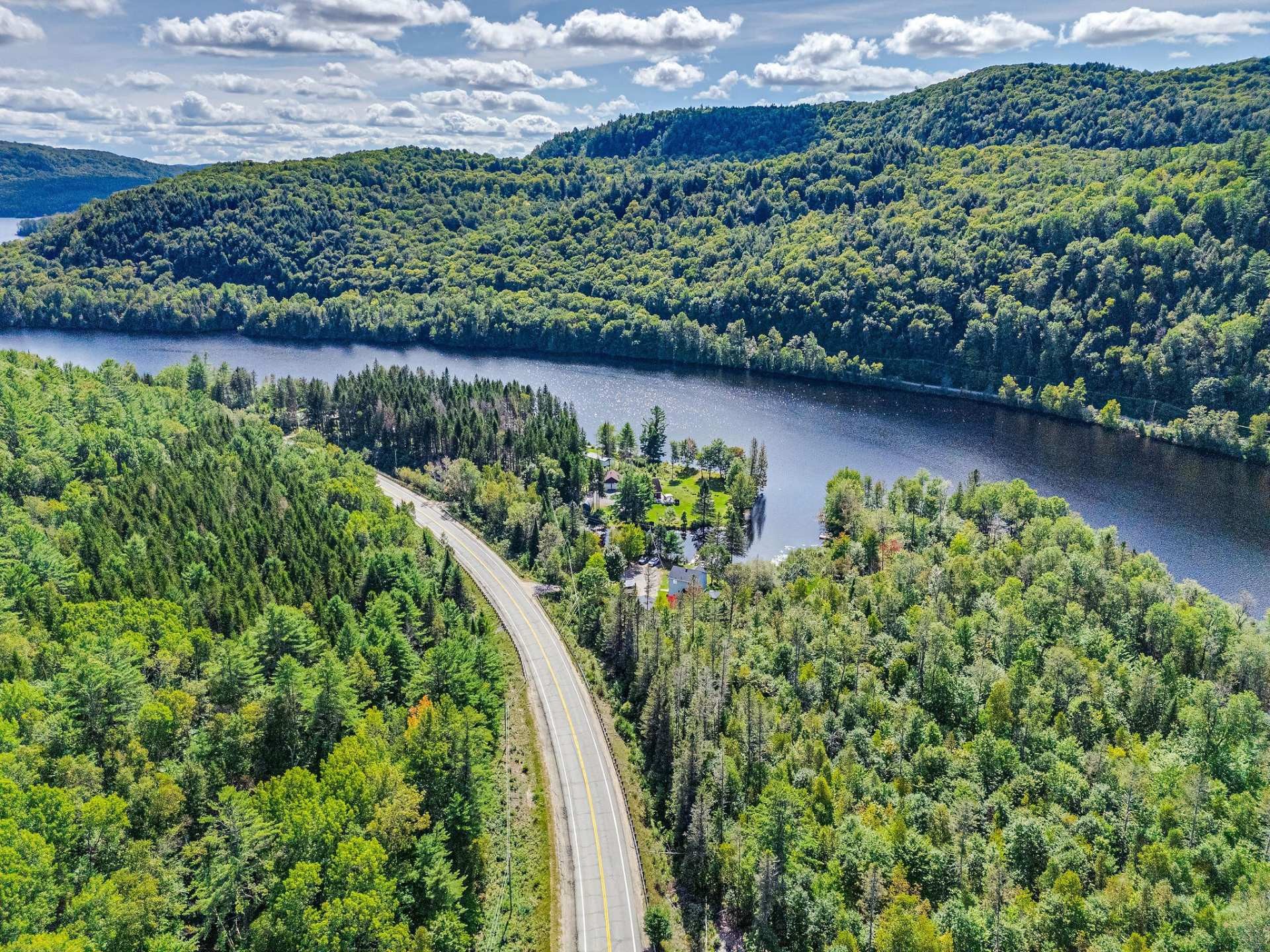 









1221


Route 309 S.

,
Notre-Dame-du-Laus,




QC
J0X2M0

