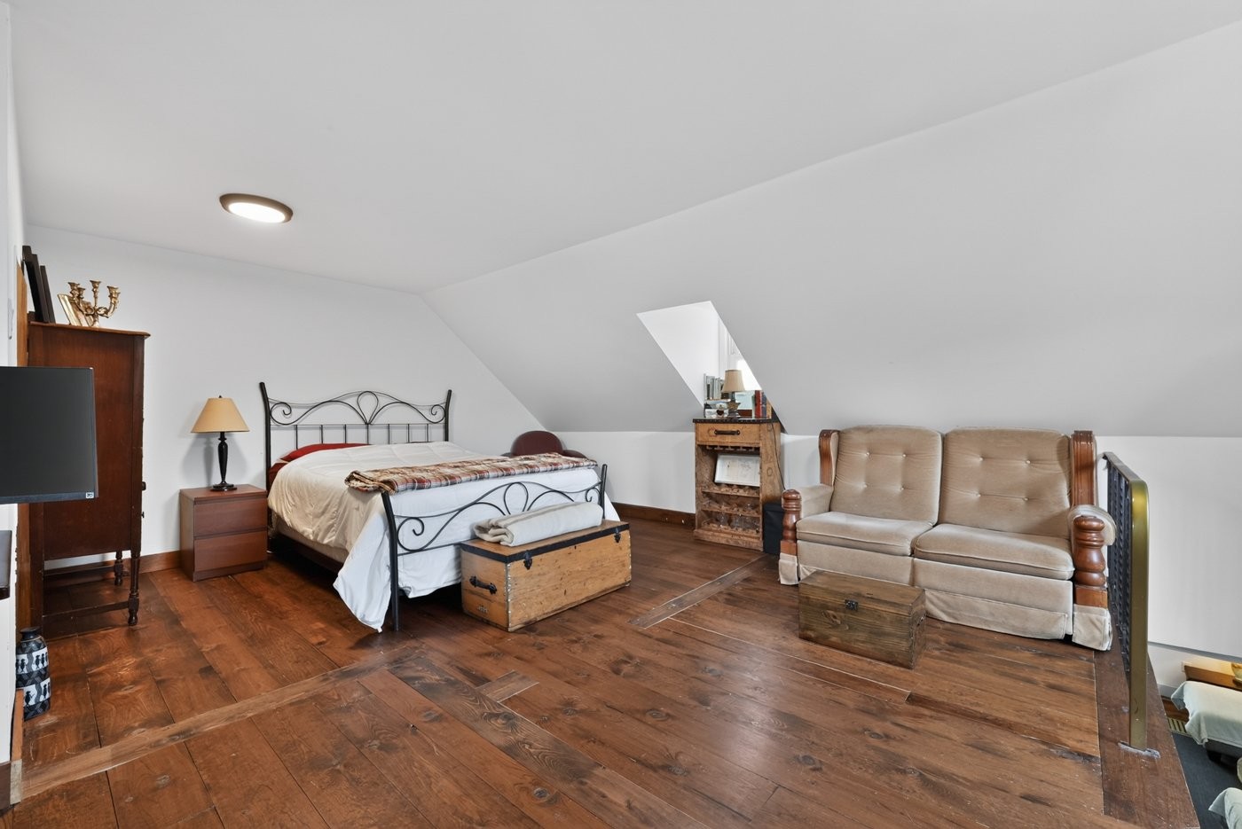 









133Z


Rue Principale

,
Saint-Jacques-le-Mineur,




QC
J0J1Z0

