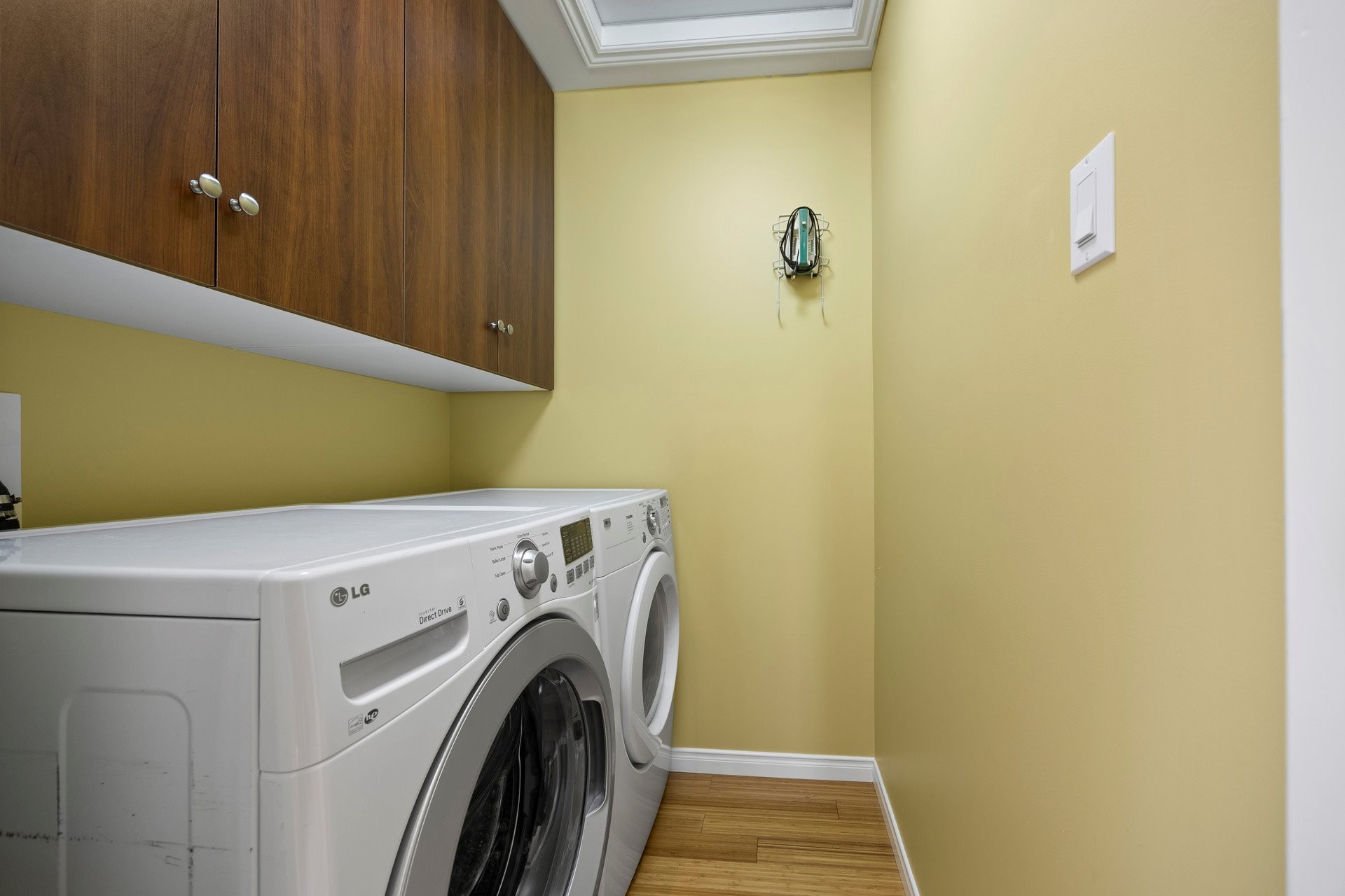









888


Rue Principale

,
Rivière-Beaudette,




QC
J0P1R0

