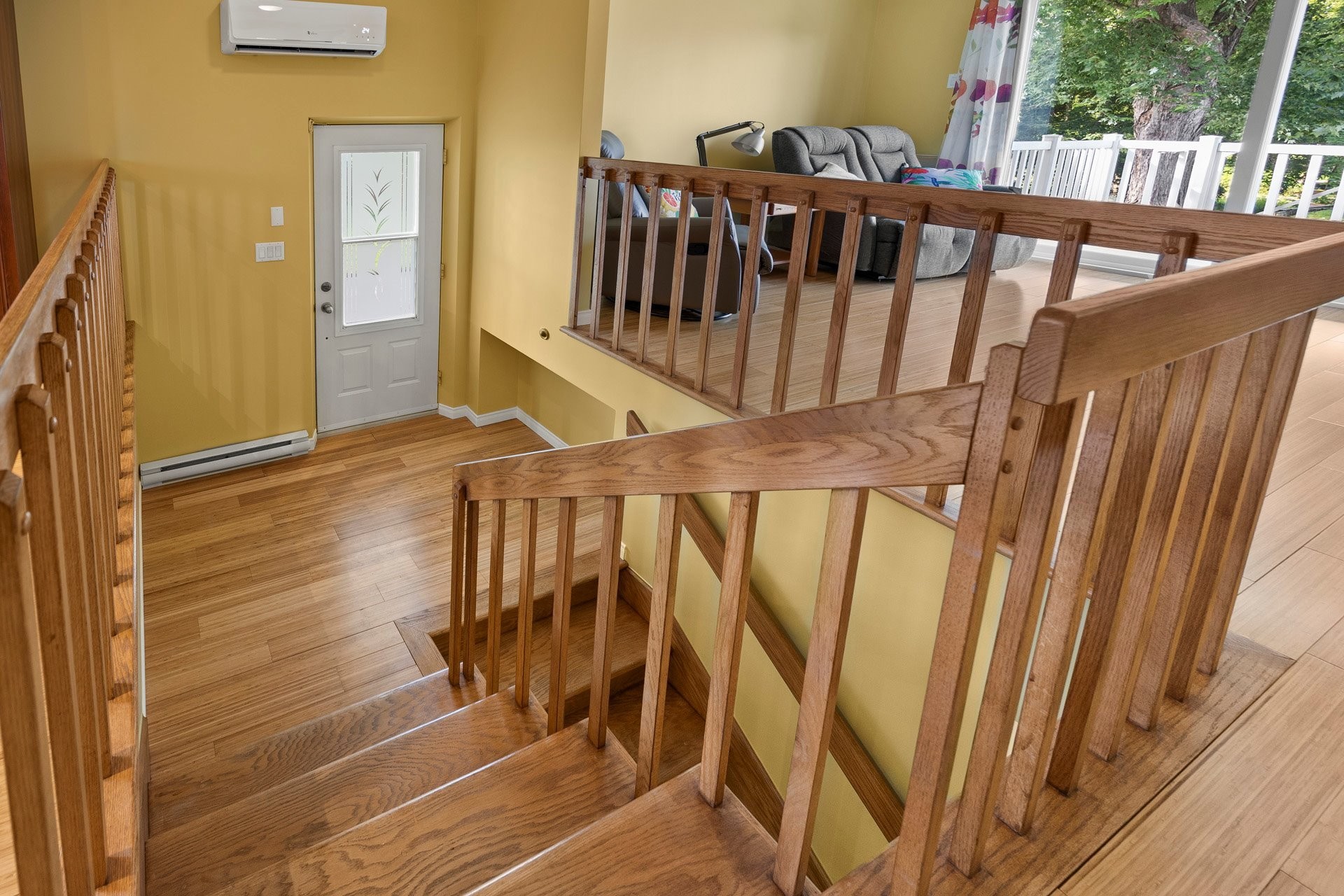 









888


Rue Principale

,
Rivière-Beaudette,




QC
J0P1R0

