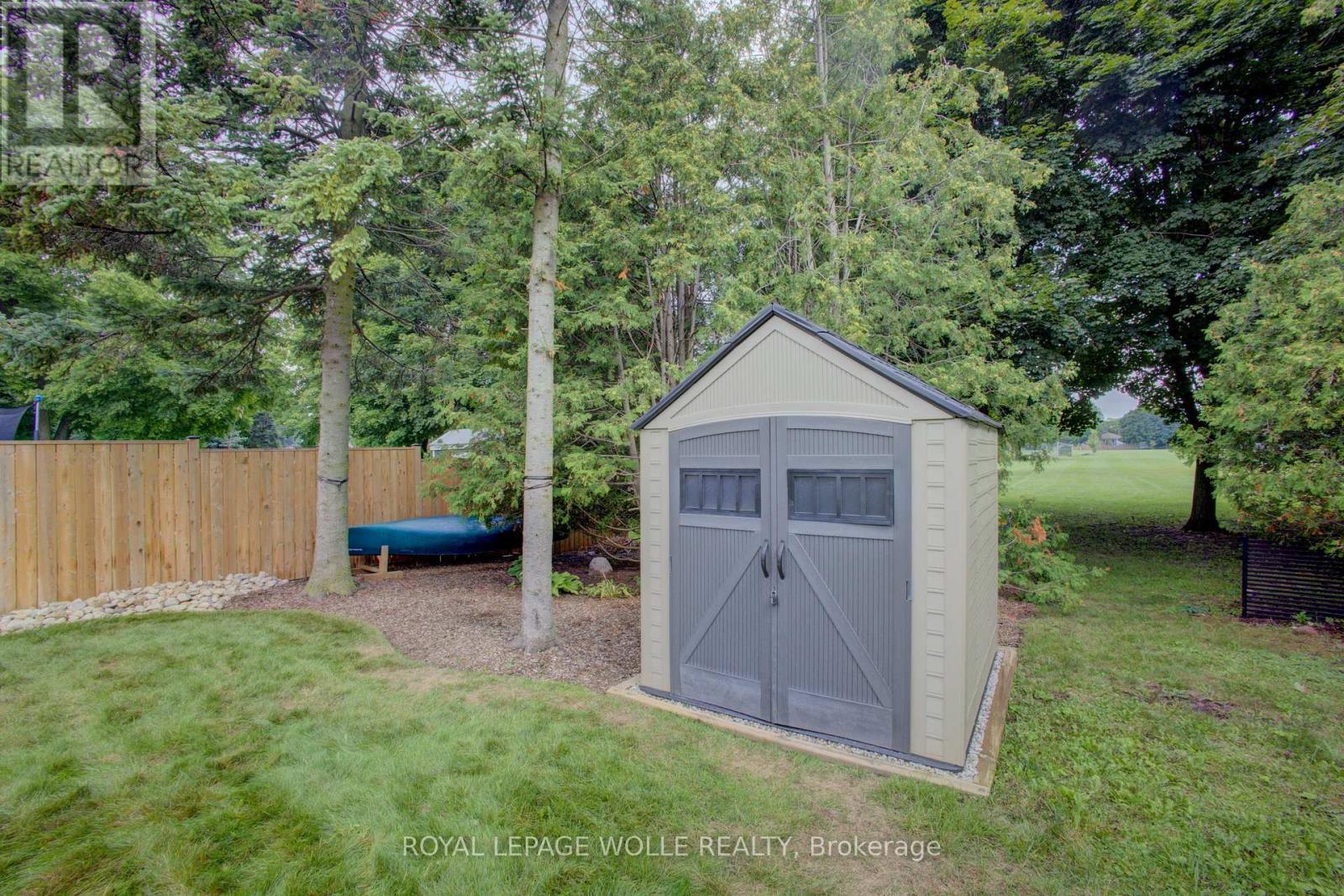 












426A DUNVEGAN DRIVE

,
Waterloo,




Ontario
N2K2C7

