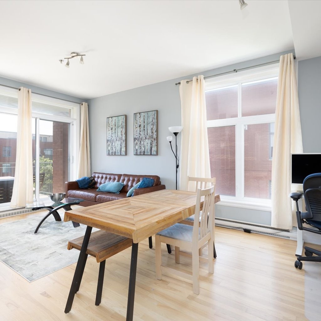 









1351


Rue St-Grégoire

, 408,
Montréal (Le Plateau-Mont-Royal),




QC
H2J4G1

