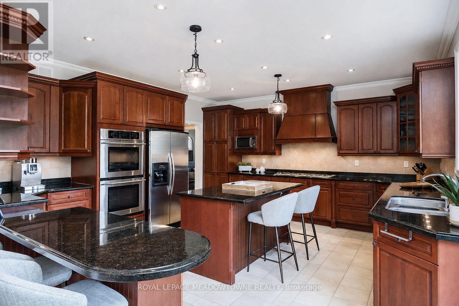 












4215 ENNISCLARE DRIVE

,
Milton,




Ontario
N0B2K0

