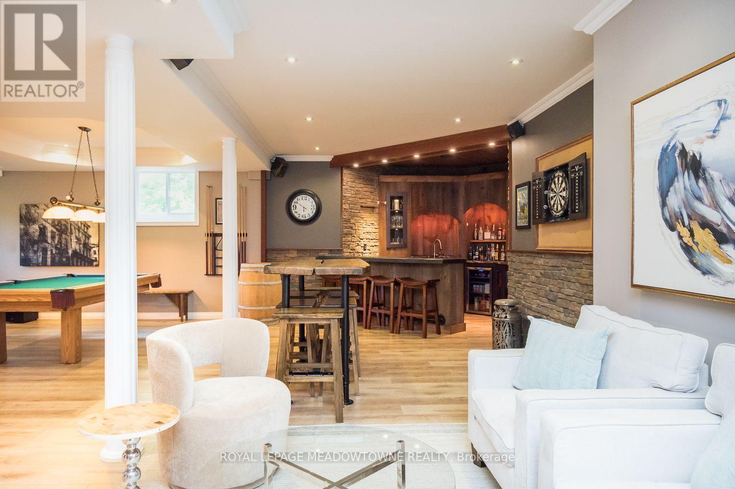 












4215 ENNISCLARE DRIVE

,
Milton,




Ontario
N0B2K0

