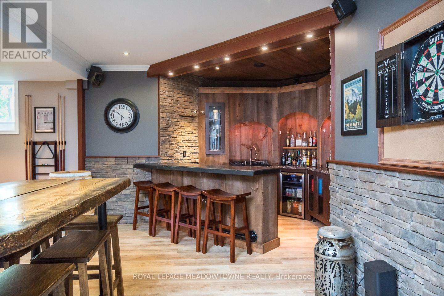 












4215 ENNISCLARE DRIVE

,
Milton,




Ontario
N0B2K0

