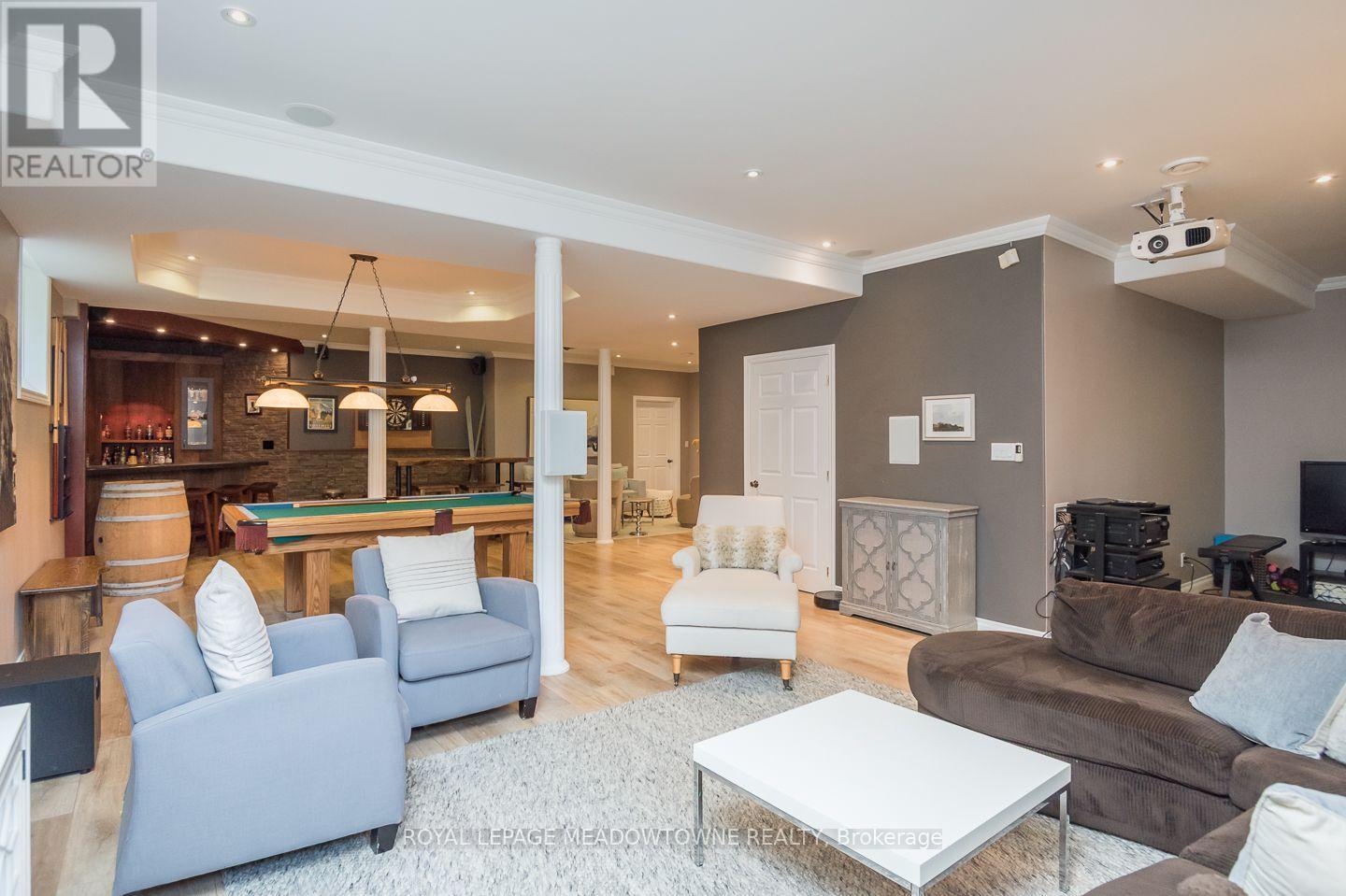 












4215 ENNISCLARE DRIVE

,
Milton,




Ontario
N0B2K0

