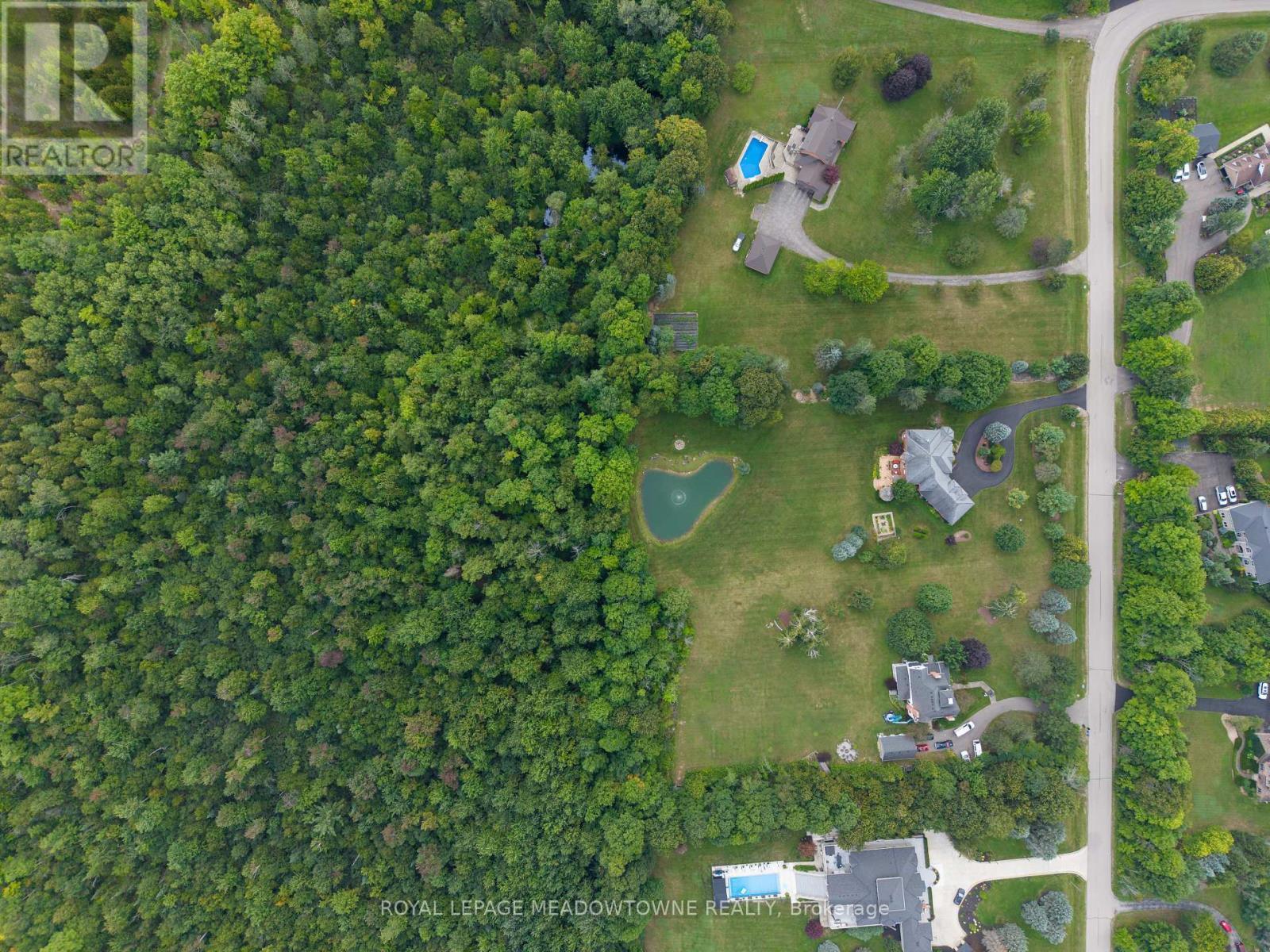 












4215 ENNISCLARE DRIVE

,
Milton,




Ontario
N0B2K0

