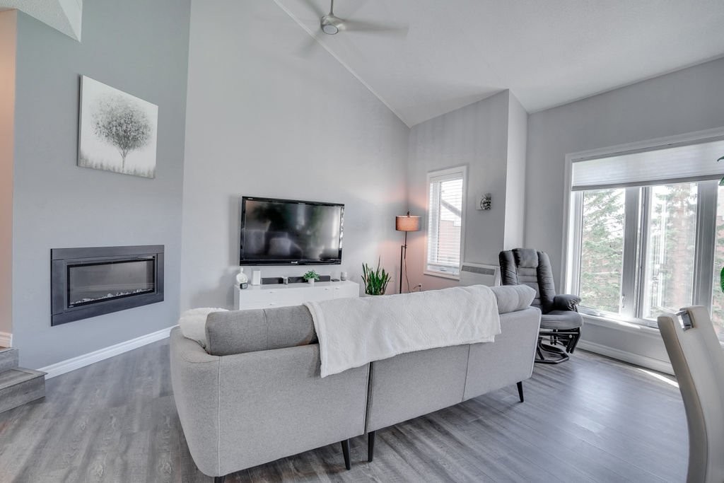 









228


Rue de Morency

, 401,
Gatineau (Gatineau),




QC
J8V2P6

