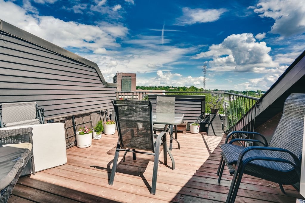 









228


Rue de Morency

, 401,
Gatineau (Gatineau),




QC
J8V2P6

