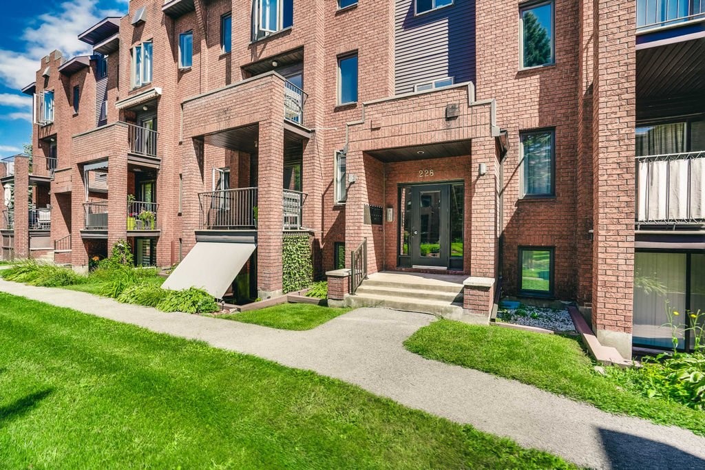 









228


Rue de Morency

, 401,
Gatineau (Gatineau),




QC
J8V2P6

