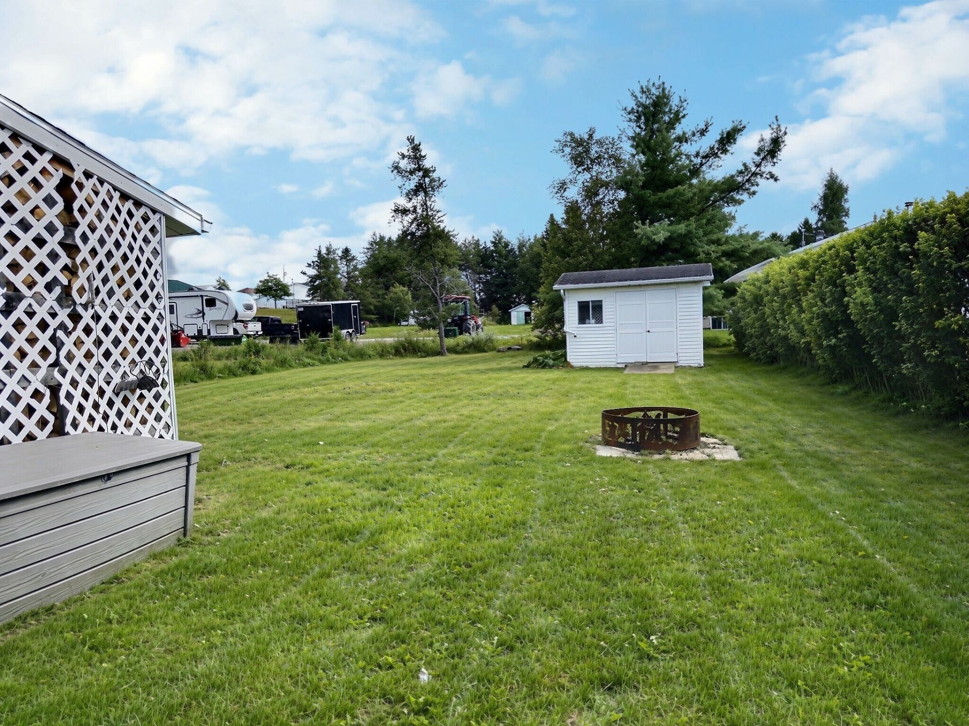









50


Rue Notre-Dame E.

,
Lorrainville,




QC
J0Z2R0

