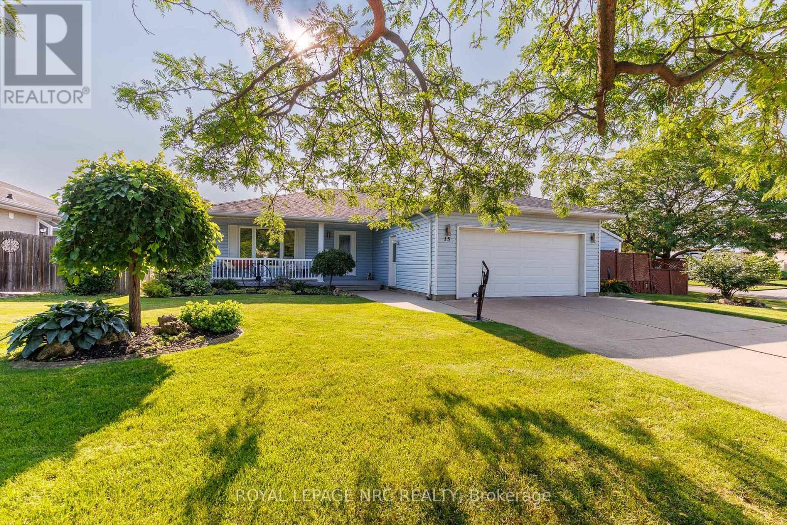 












15 FOXHILL CRESCENT

,
St. Catharines (Rykert/Vansickle),




Ontario
L2S3T9

