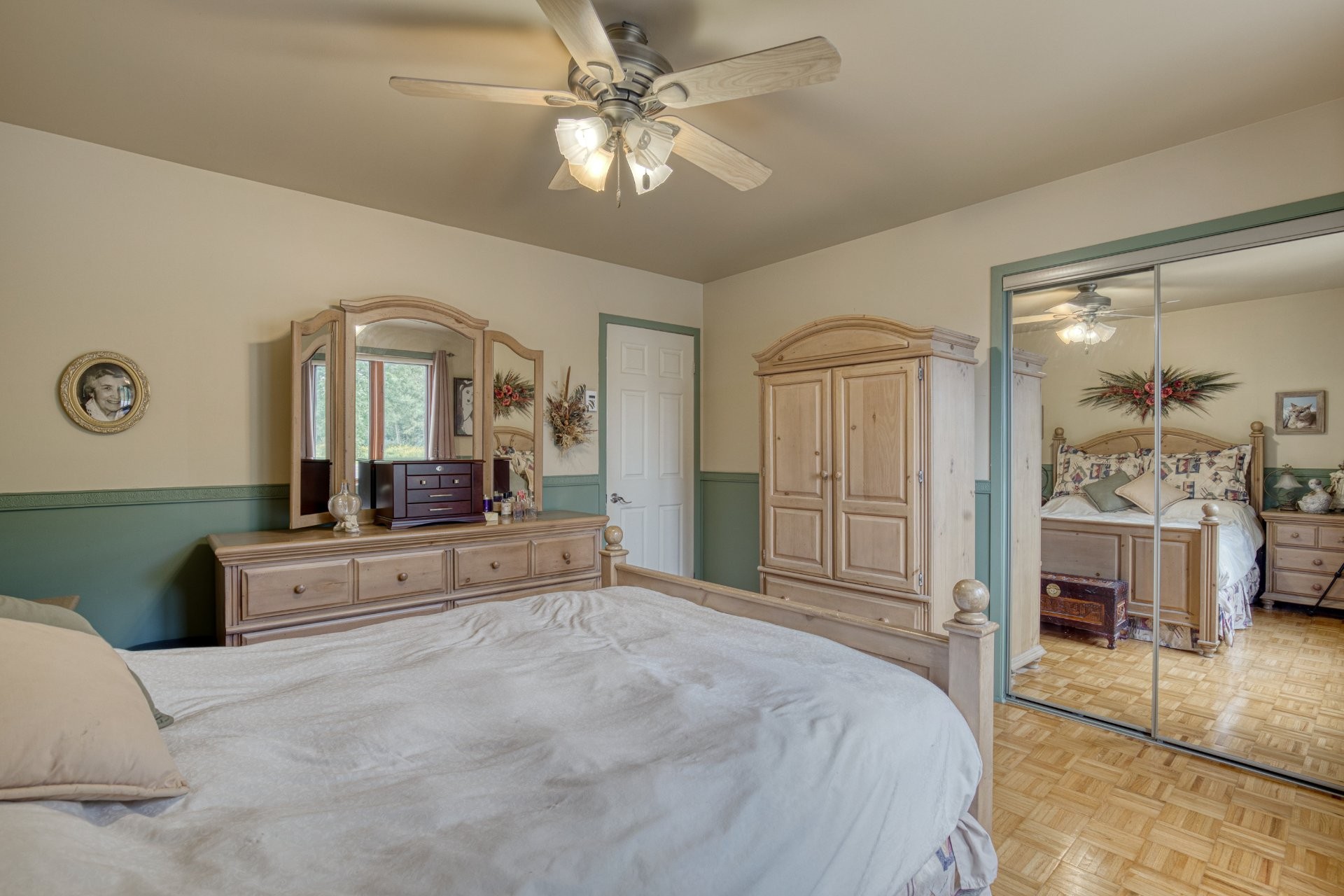 









965


Rue de Belgrade O.

,
Laval (Auteuil),




QC
H7K3K6

