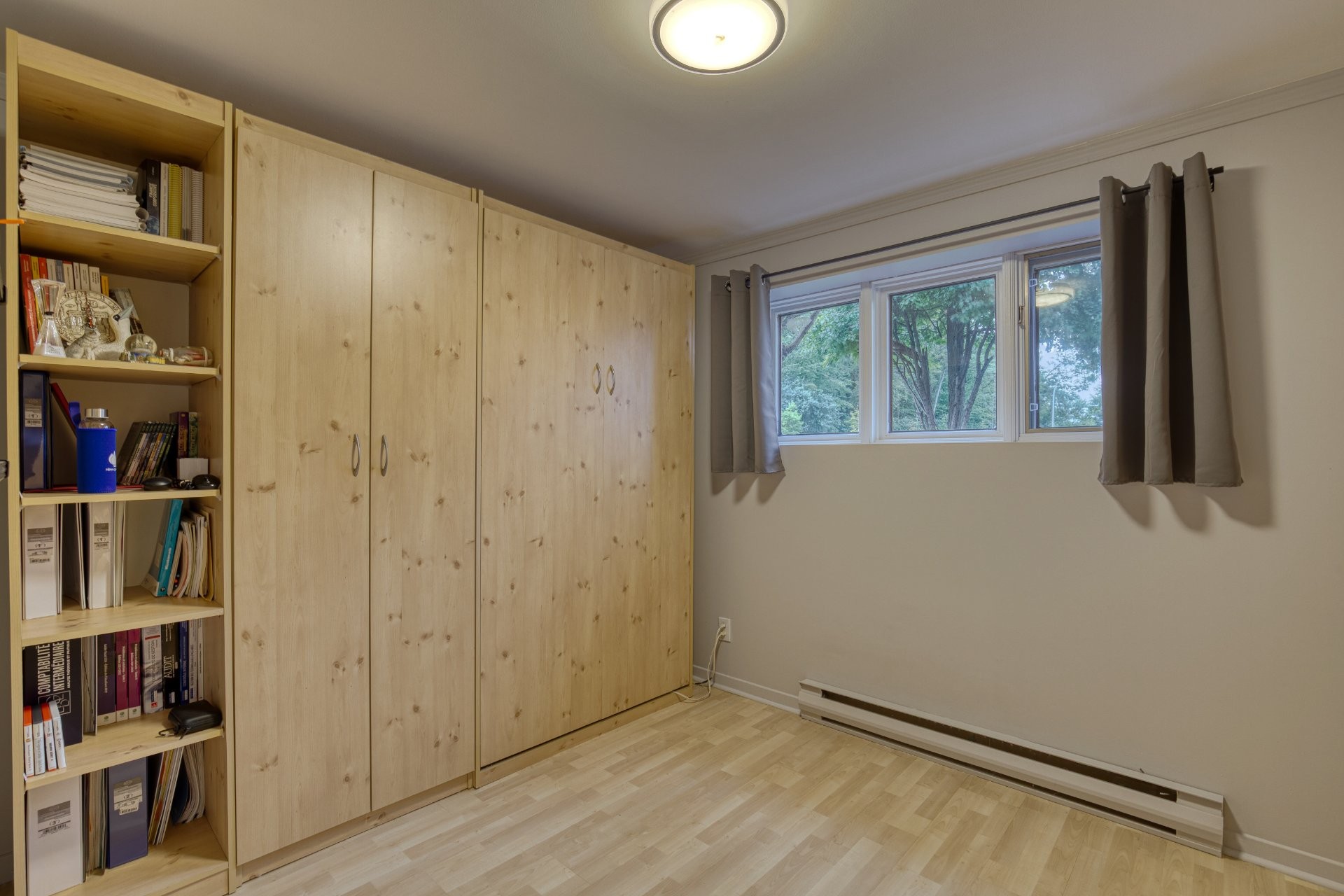 









965


Rue de Belgrade O.

,
Laval (Auteuil),




QC
H7K3K6

