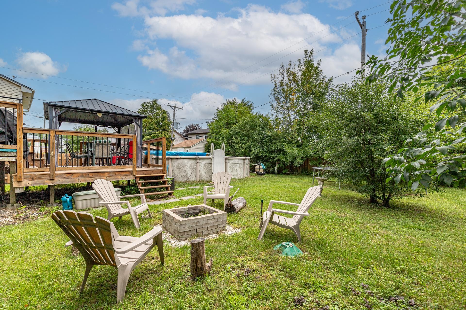









965


Rue de Belgrade O.

,
Laval (Auteuil),




QC
H7K3K6

