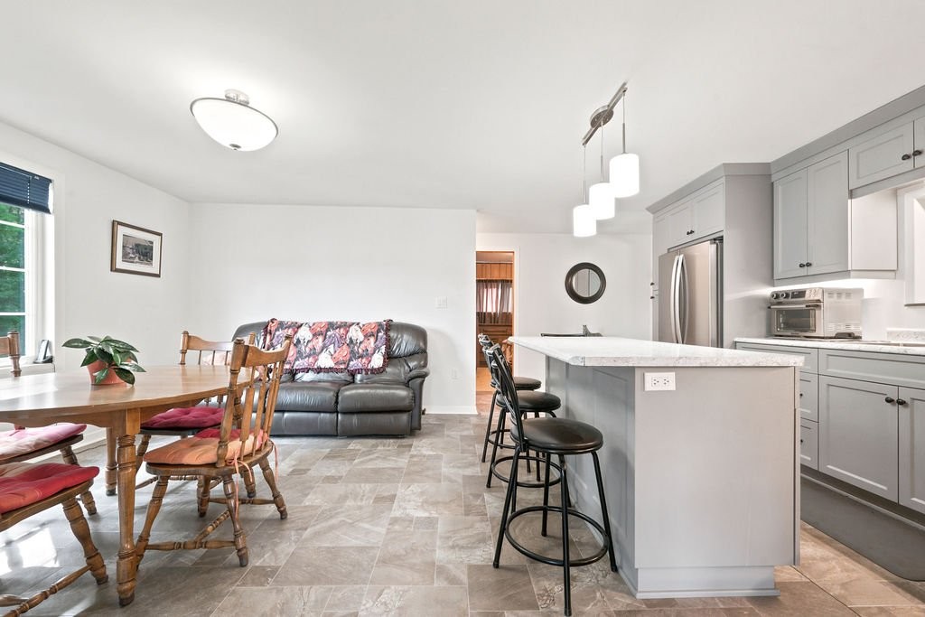 









195


Ch. Wesley

,
Clarendon,







QC
J0X2Y0

