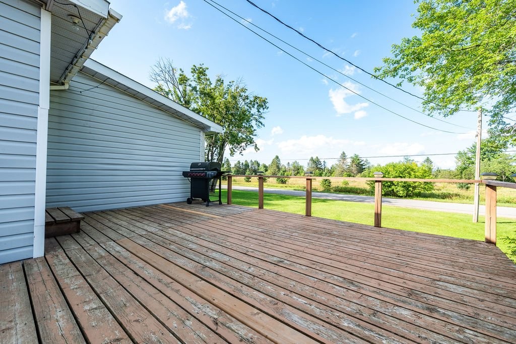 









195


Ch. Wesley

,
Clarendon,







QC
J0X2Y0

