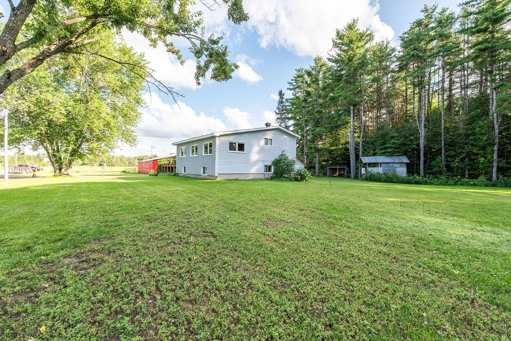 









195


Ch. Wesley

,
Clarendon,







QC
J0X2Y0

