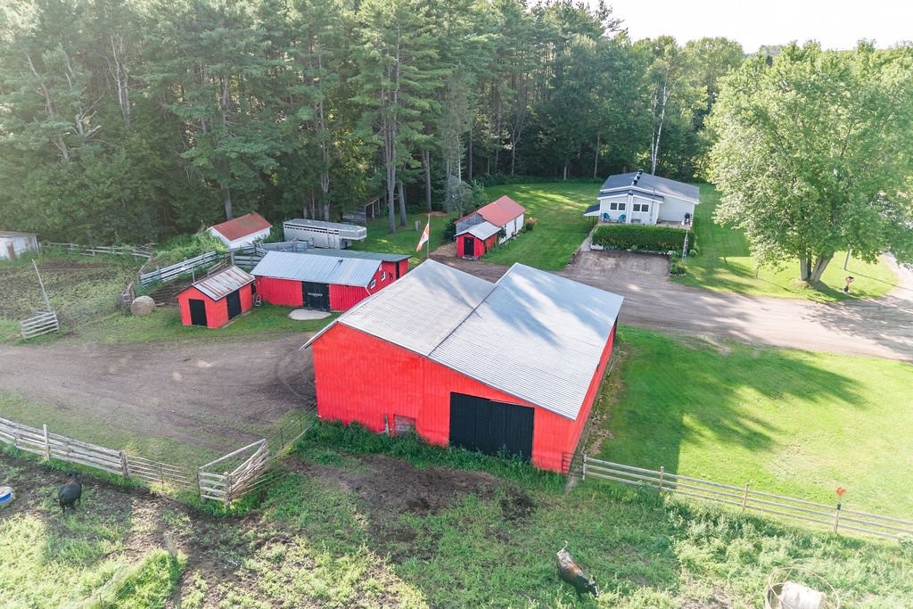 









195


Ch. Wesley

,
Clarendon,







QC
J0X2Y0

