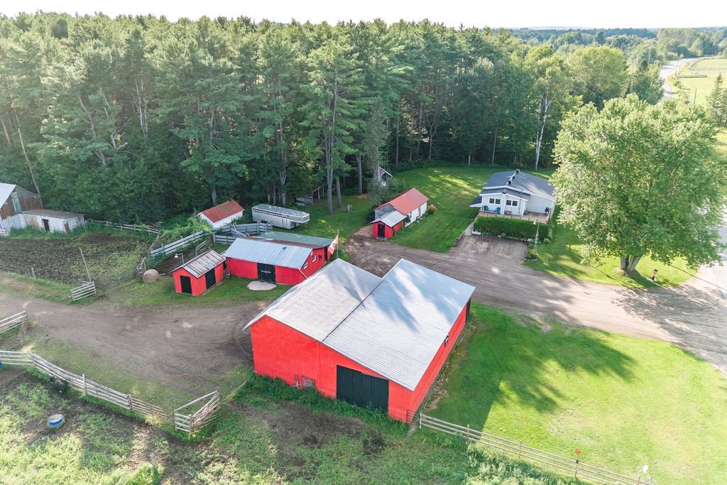 









195


Ch. Wesley

,
Clarendon,







QC
J0X2Y0

