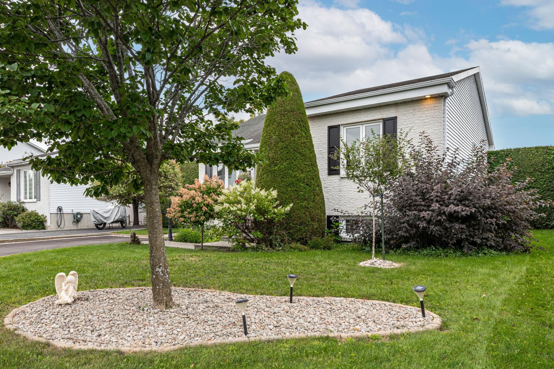 









172


Rue Charles-Primeau

,
Varennes,




QC
J3X1W6

