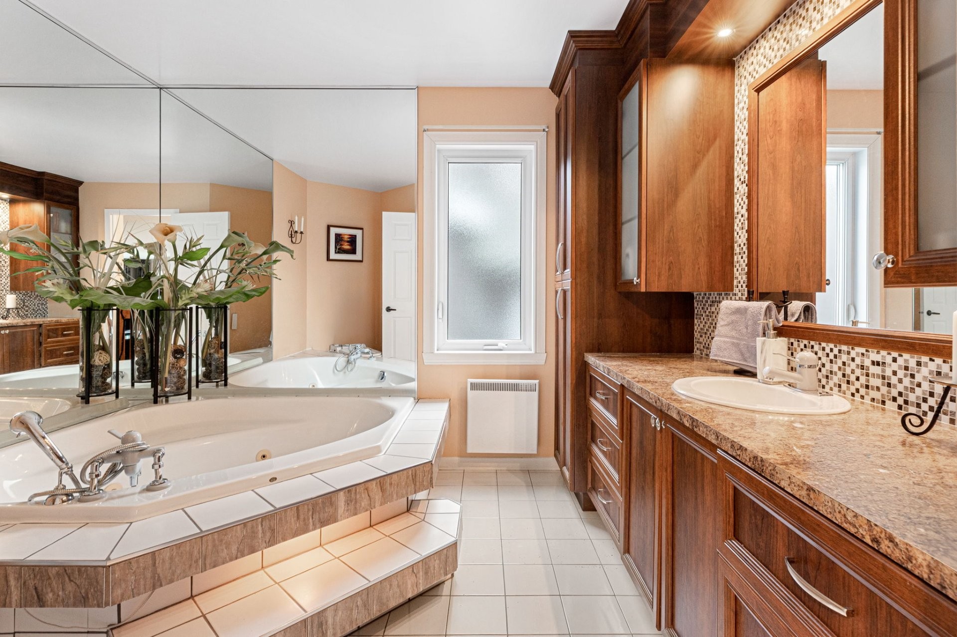 









172


Rue Charles-Primeau

,
Varennes,




QC
J3X1W6

